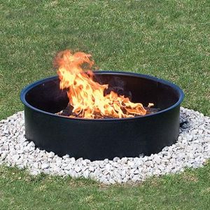 Bålring (bålfad) i jern med rist og låg