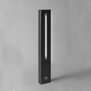 Udendørs lampe (pullert) i stål med vertikal LED lys